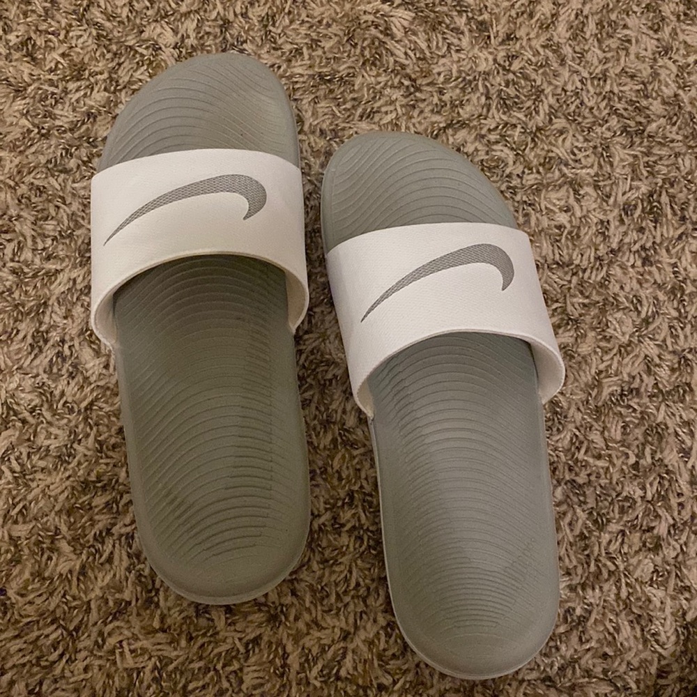 nike slides